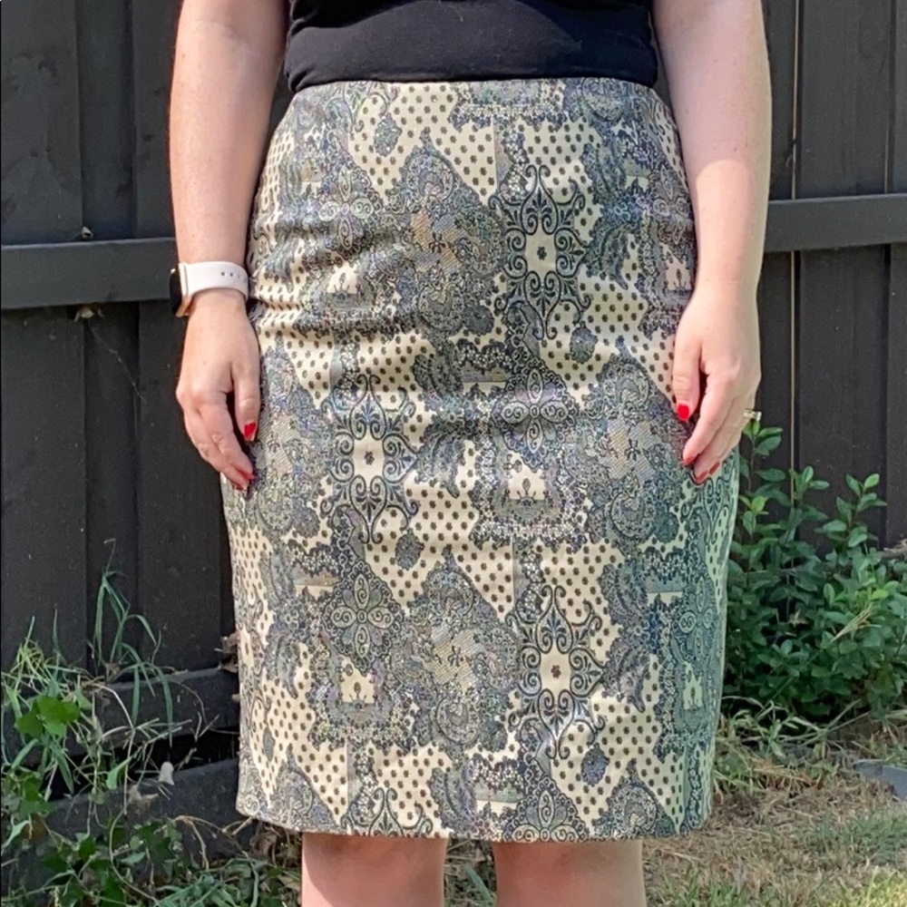 Maggie London Pencil skirt with black detailing - Picture 2 of 9
